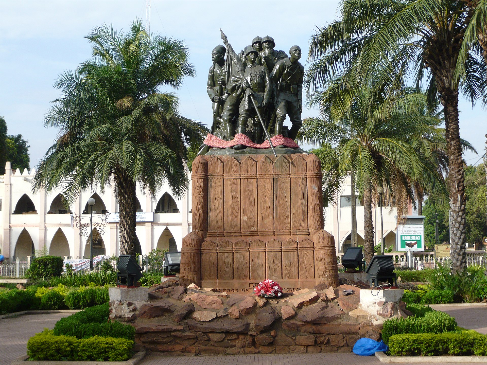 Bamako — Wikimedia Commons (Wikipedia summary) photo