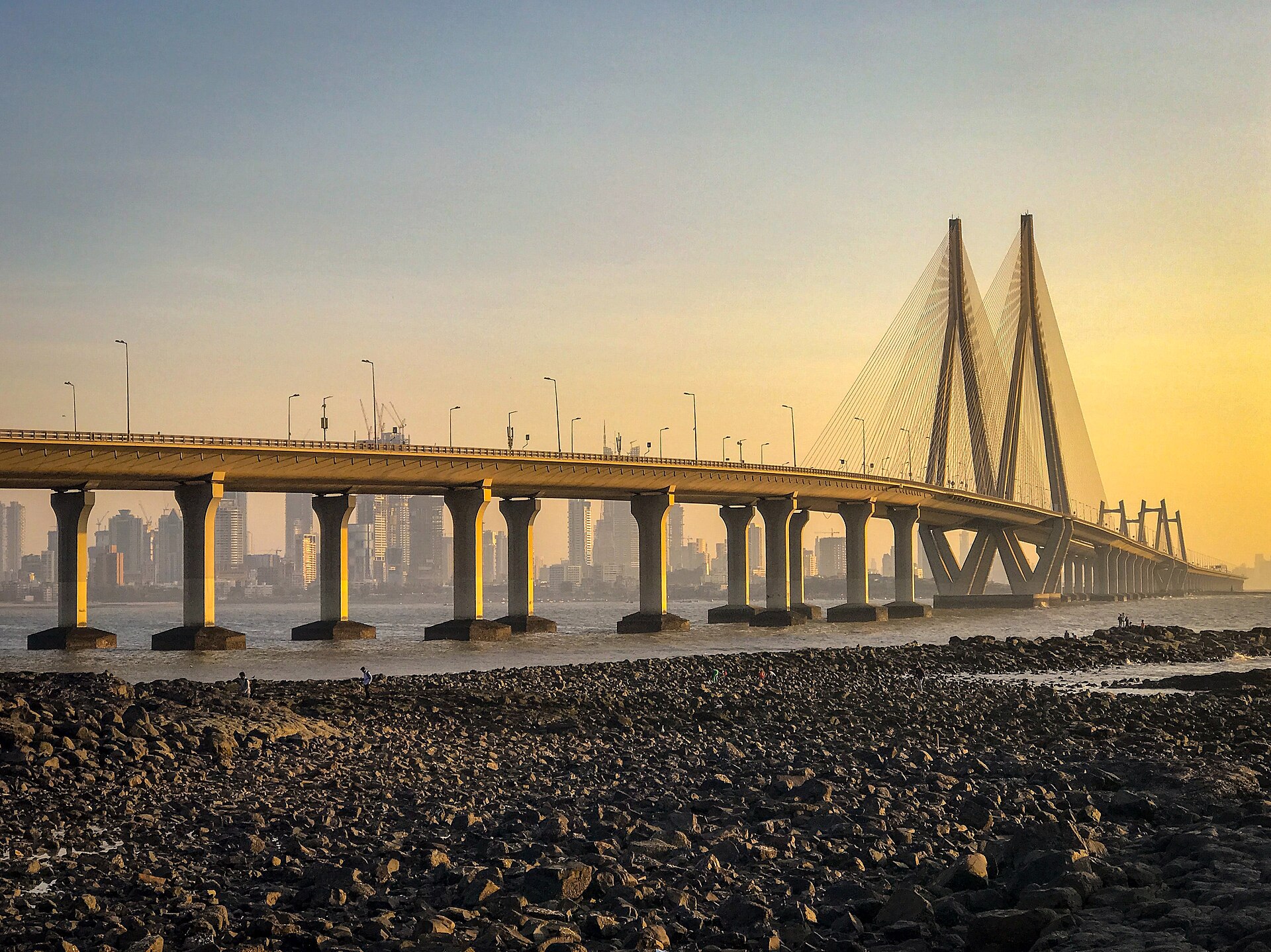 Mumbai — Wikimedia Commons (Wikipedia summary image) photo