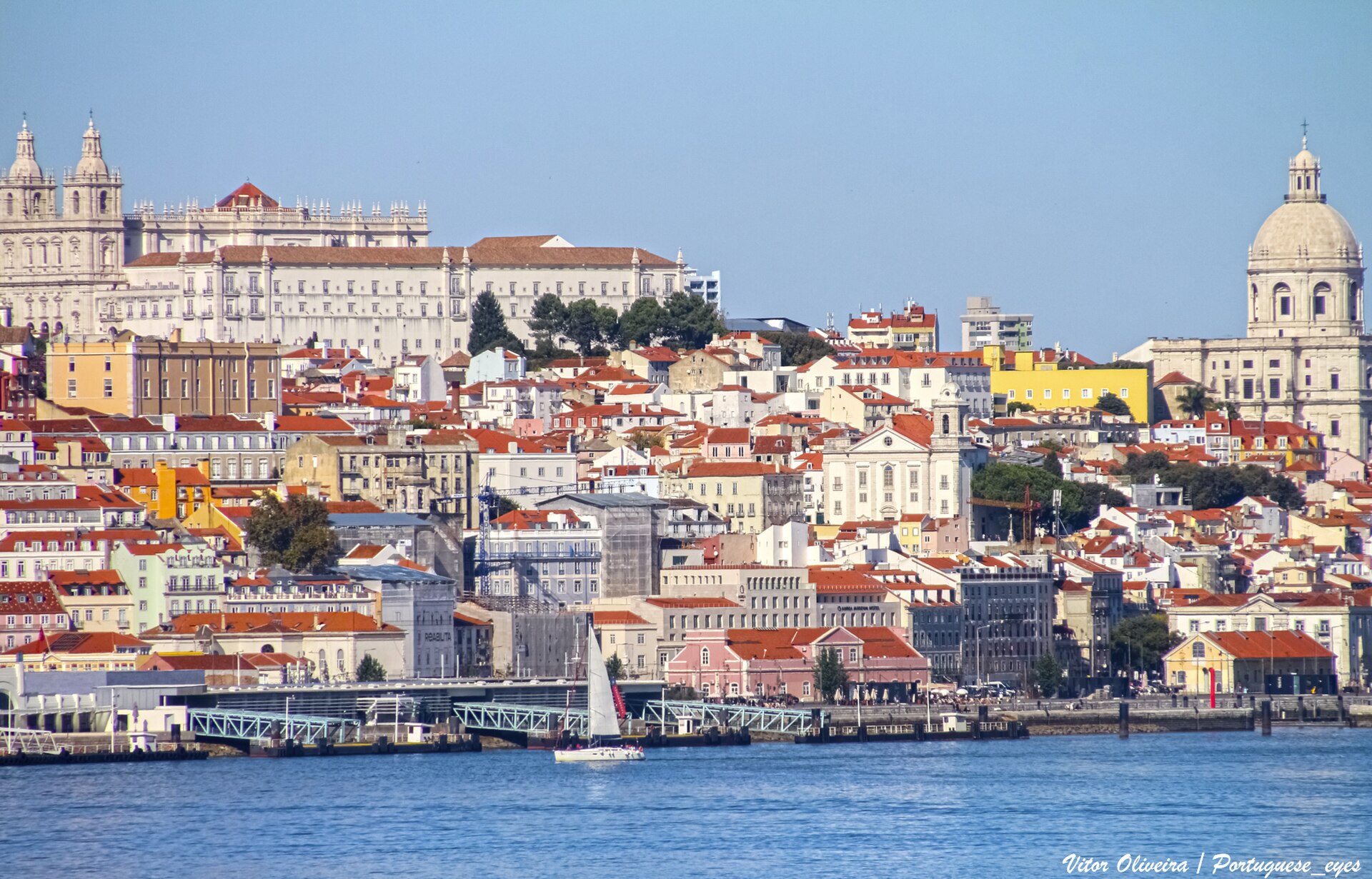 Lisbon — Wikimedia Commons (Wikipedia summary image) photo