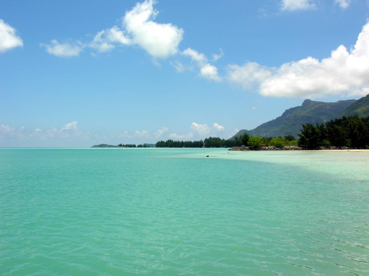 Mahé — Wikimedia Commons (Wikipedia summary) photo